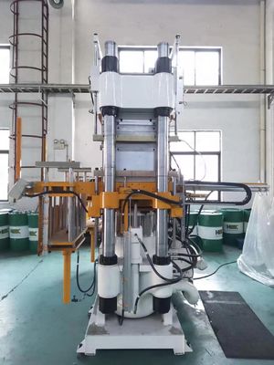 China Fabriek Direct Verkoop Hydraulische Vulcaniserende Warmpersmachine voor het maken van waterfles Straw